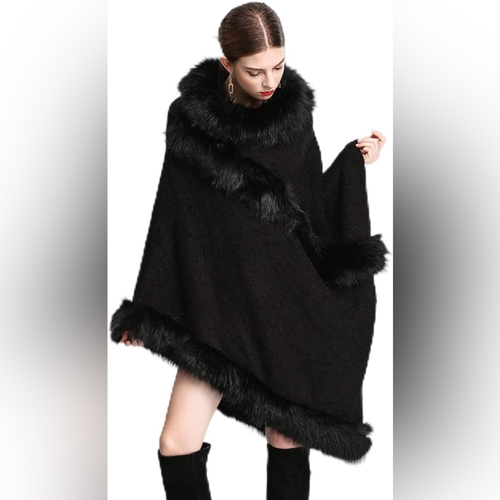 Knitted Pullover Women’s poncho
